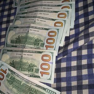 Meet your Posher, Dell